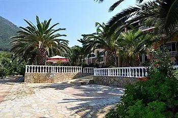 Paramonas Apartment *