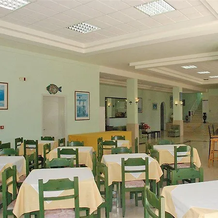 Paramonas * Paramonas (Corfu)