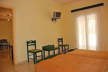 Paramonas Paramonas (Corfu)